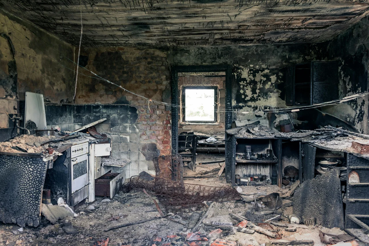 Which Techniques and Costs Define Fire Damage Restoration Services, and How Do You Choose the Right Provider?